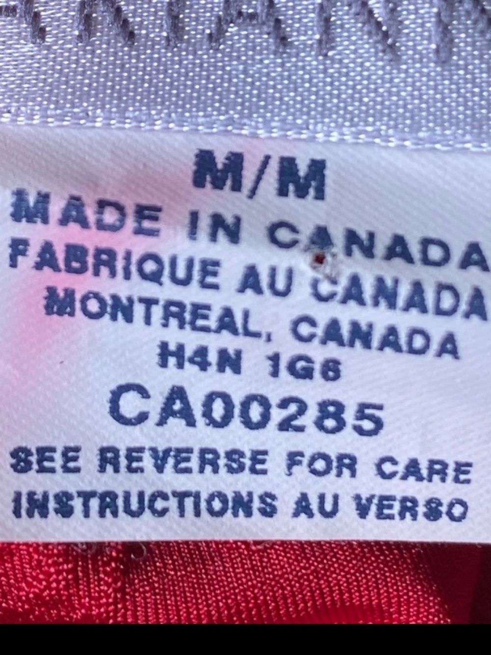 Delicate red lace Teddy G-string bodysuit by Arianne - made in Canada - Picture 10 of 16